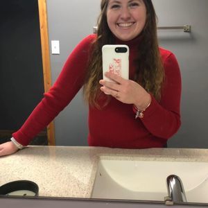 Meet your Posher, Haley